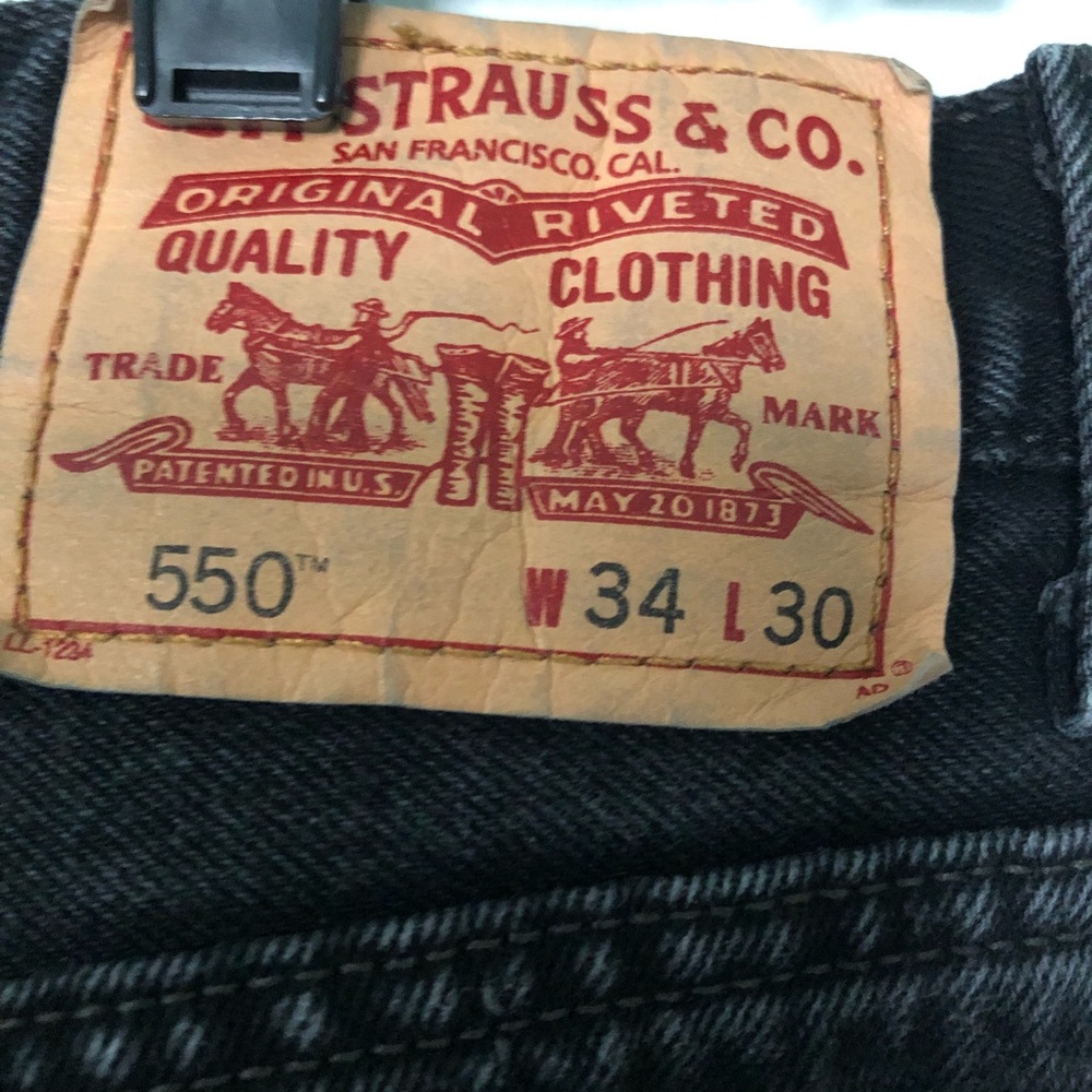 Levi black jeans